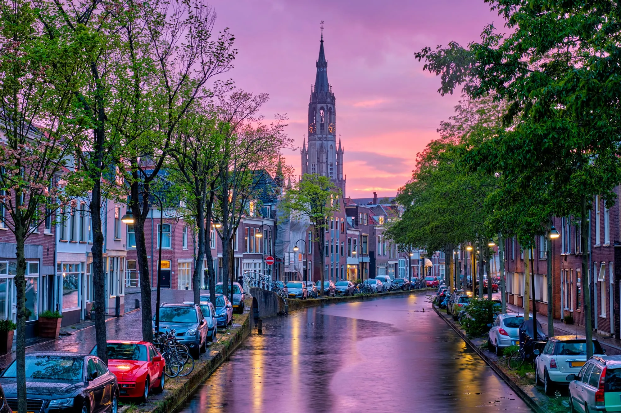 Deflow team designing and building product for Dutch startups